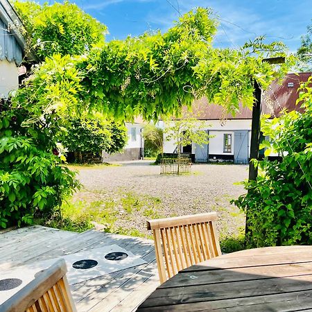 Sydkustens At Tullnaes Vingard Klagstorp Kültér fotó